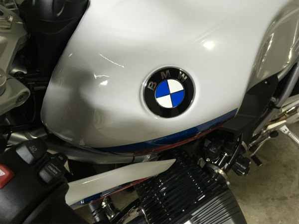 BMW R NINE T Racer 3